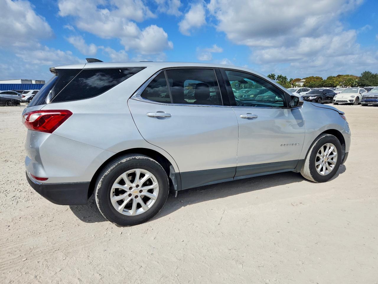 2018 Chevrolet Equinox Lt - zdjęcie 3