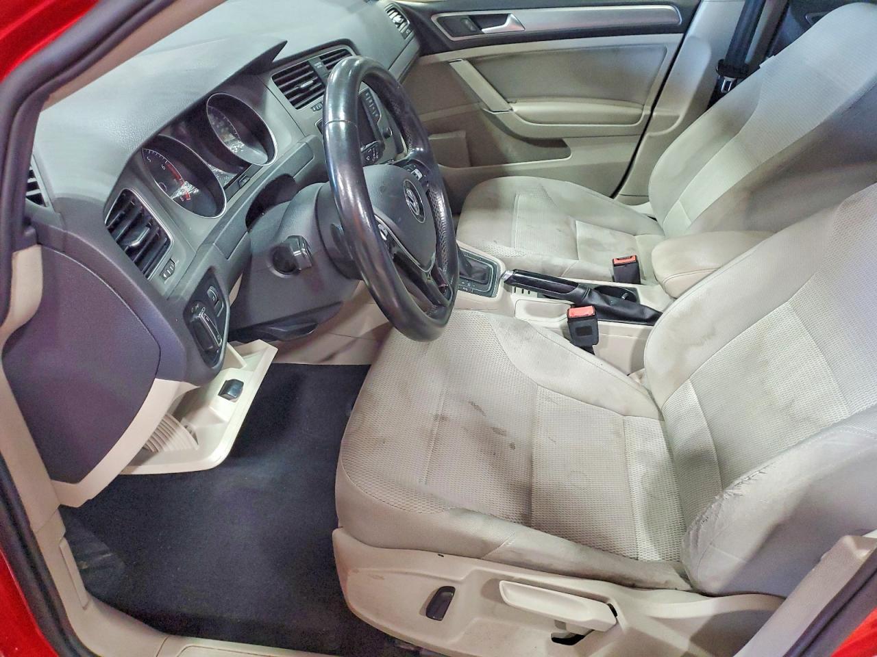 2017 Volkswagen Golf Sportwagen S - zdjęcie 7