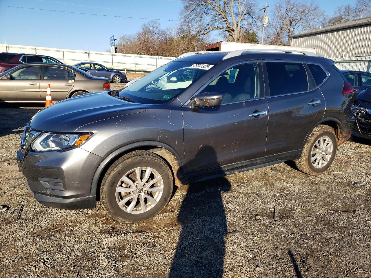 2020 Nissan Rogue Sv - zdjęcie główne