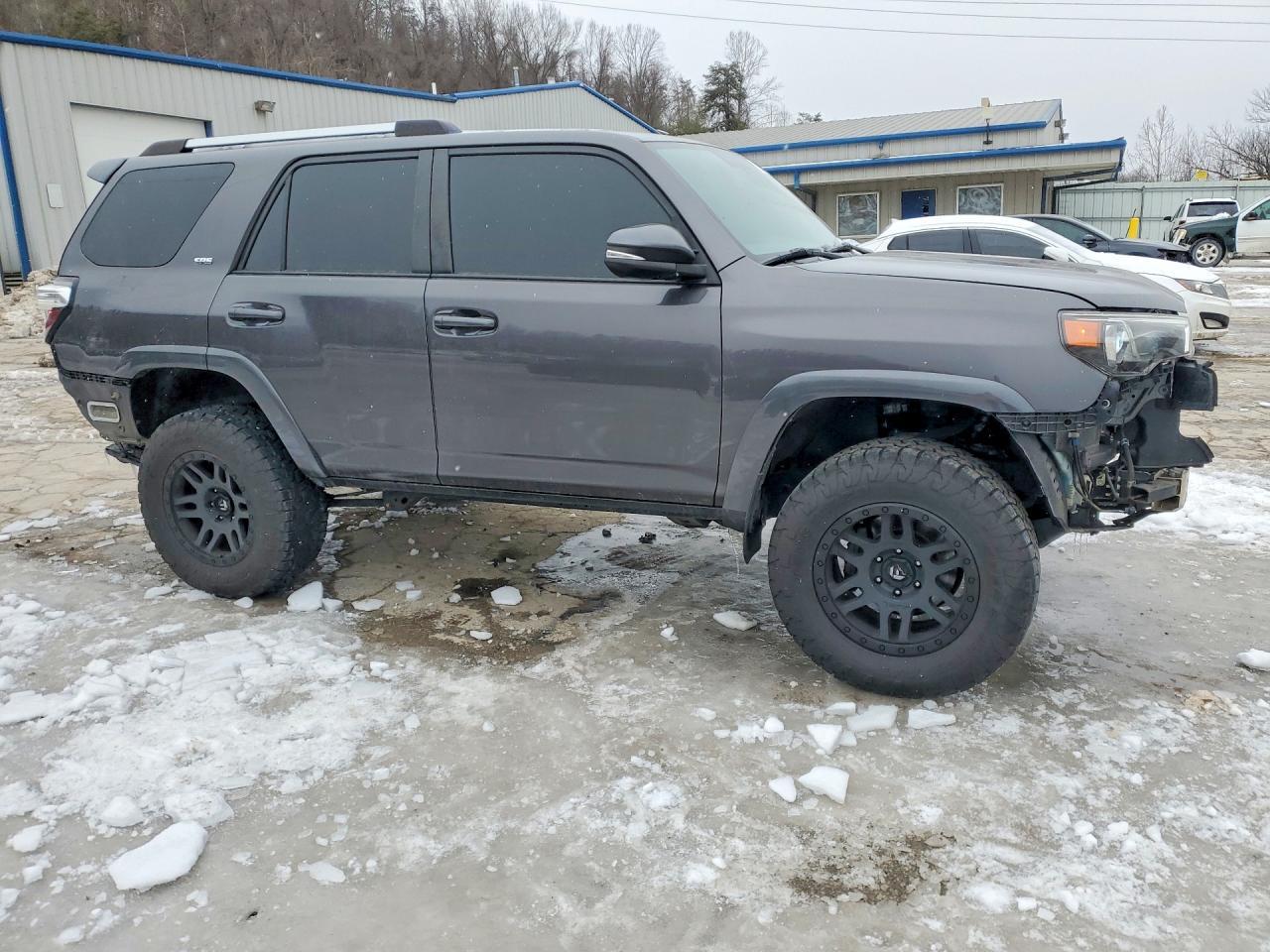 2019 Toyota 4Runner Sr5/Sr5 Premium - zdjęcie 4