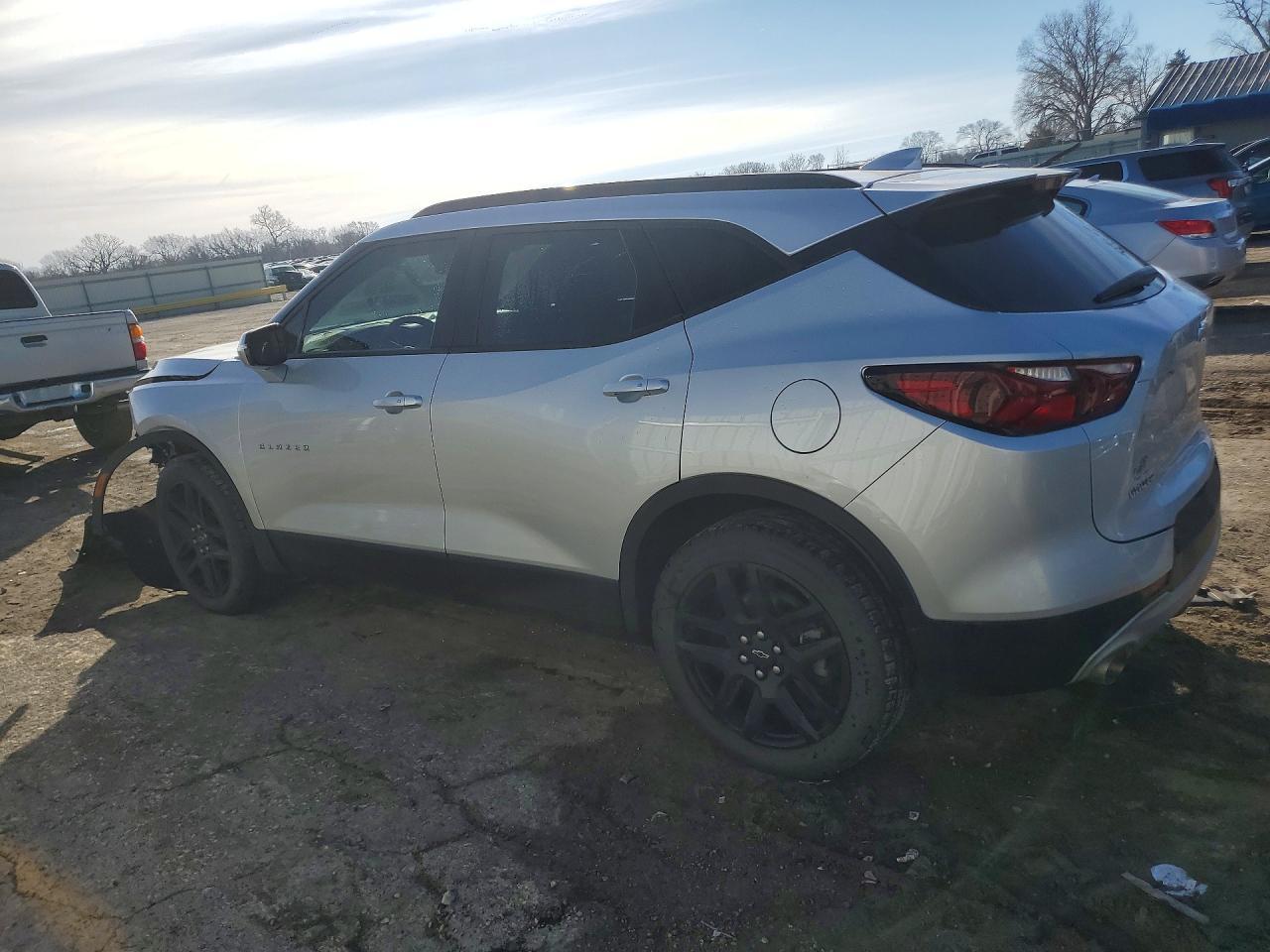 2021 Chevrolet Blazer 2Lt - zdjęcie 2
