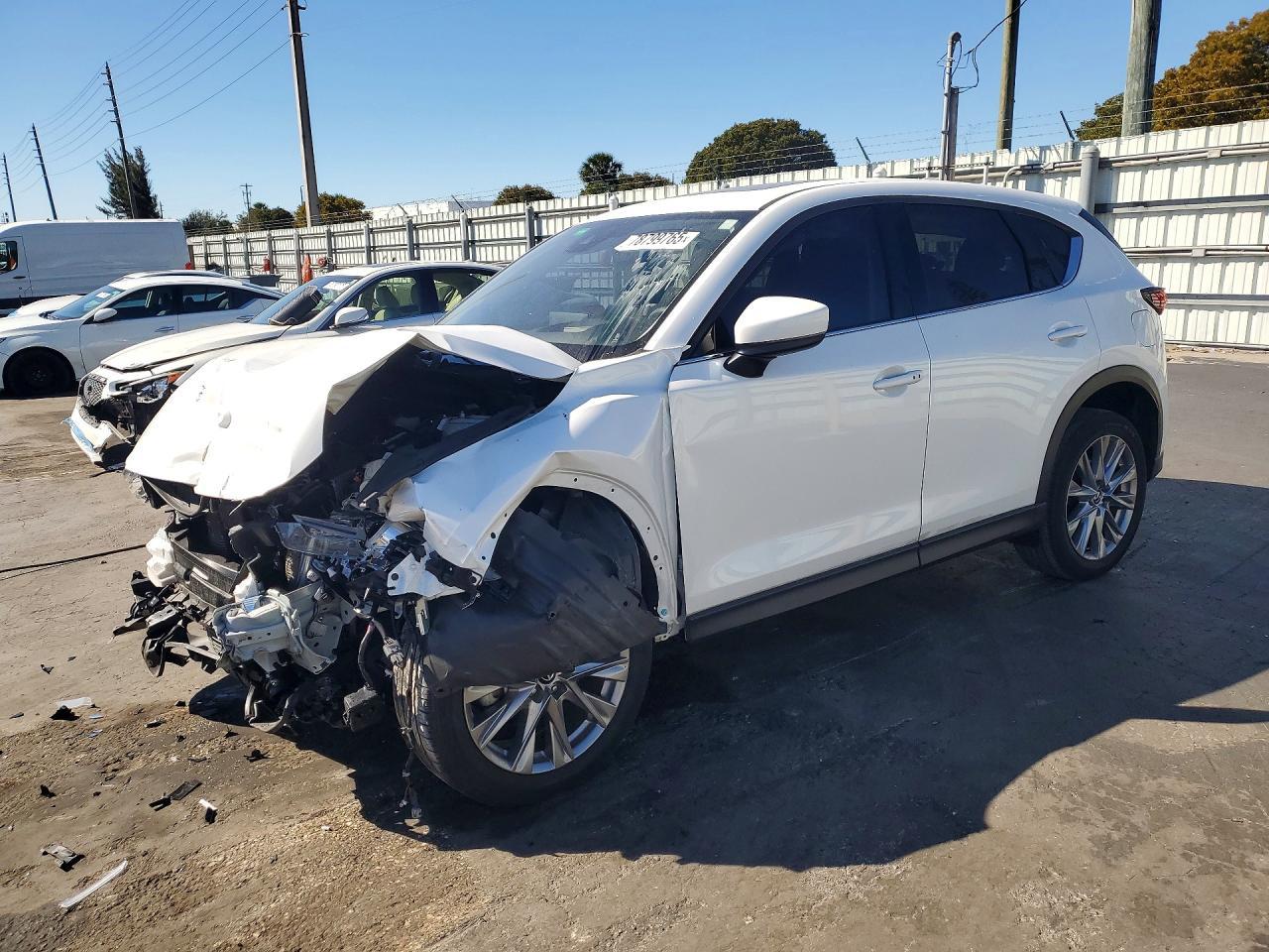 2021 Mazda Cx-5 Grand Touring Reserve - zdjęcie główne