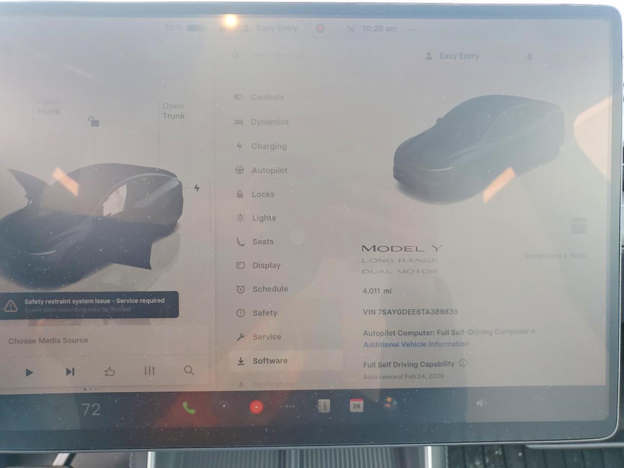2026 Tesla Model Y - zdjęcie 9
