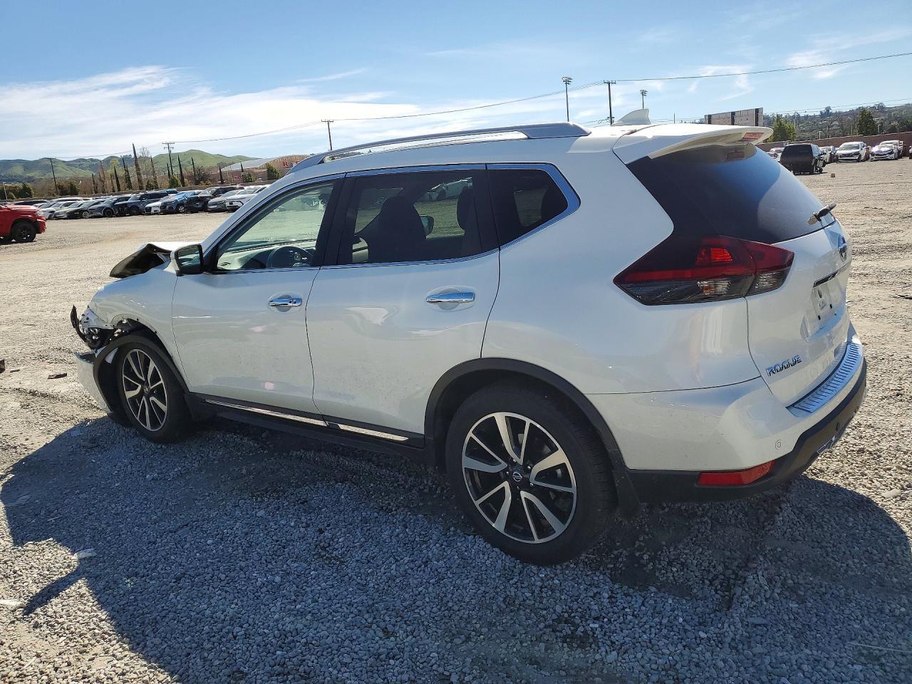 2020 Nissan Rogue Sl - zdjęcie 2