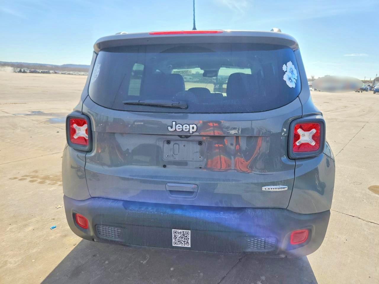 2020 Jeep Renegade Latitude - zdjęcie 6