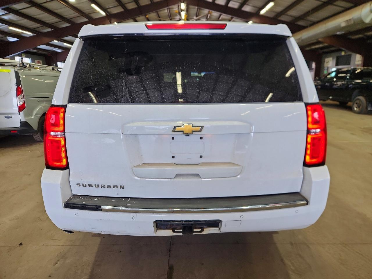 2015 Chevrolet Suburban K1500 Ltz - zdjęcie 6