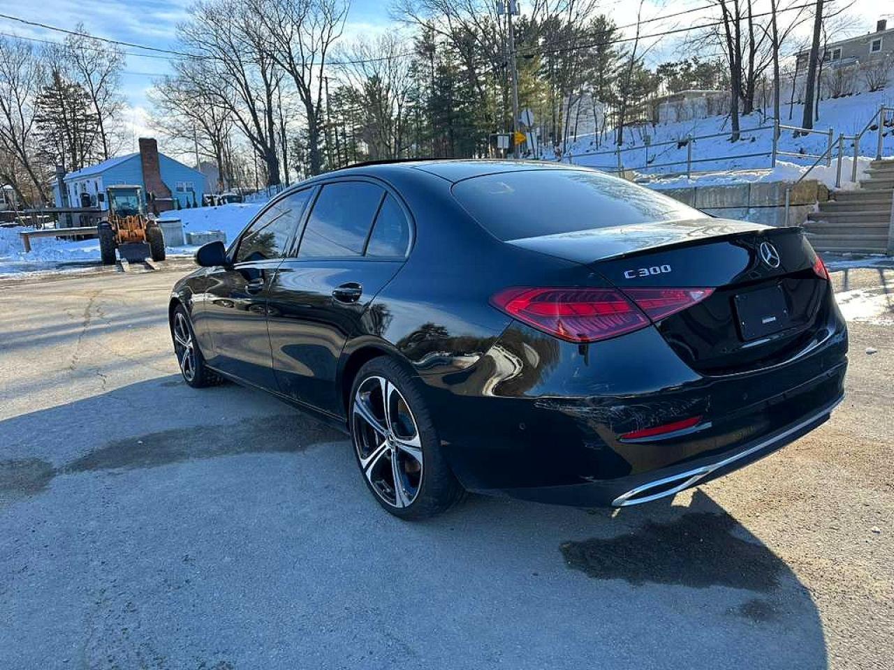 2025 Mercedes-Benz C 300 - zdjęcie 2