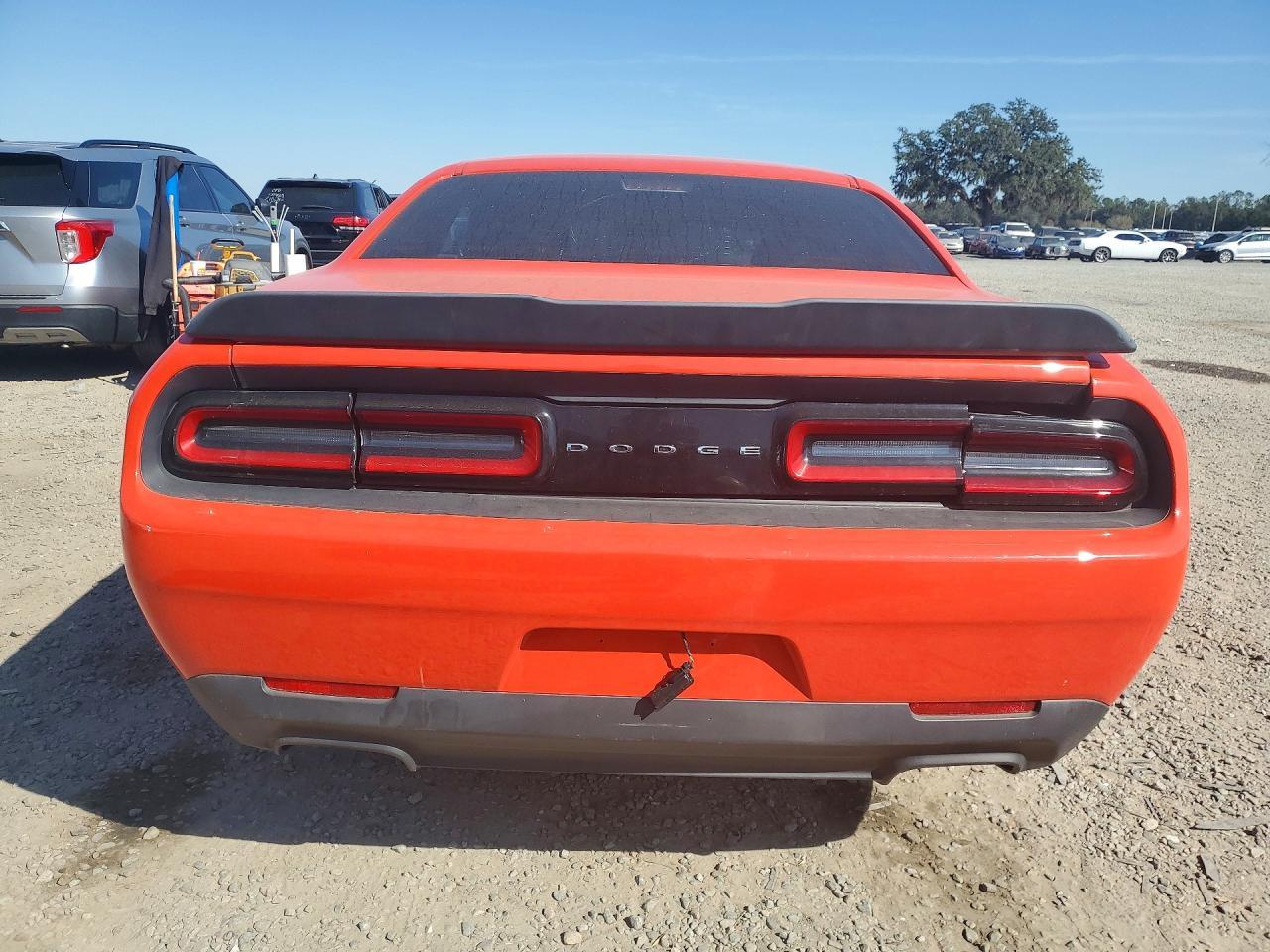 2016 Dodge Challenger Sxt - zdjęcie 6