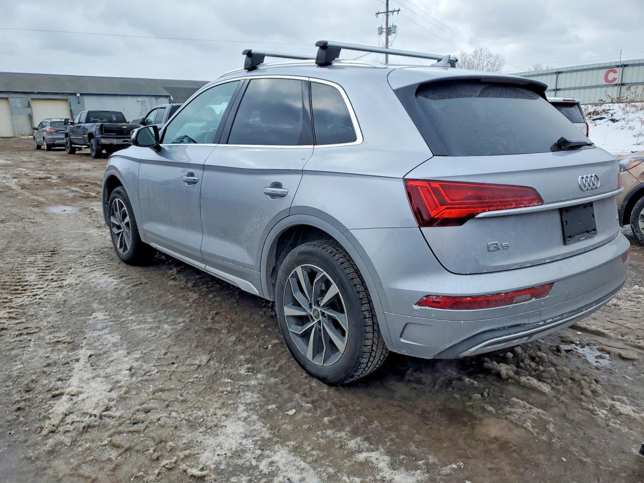2021 Audi Q5 Premium Plus - zdjęcie 2
