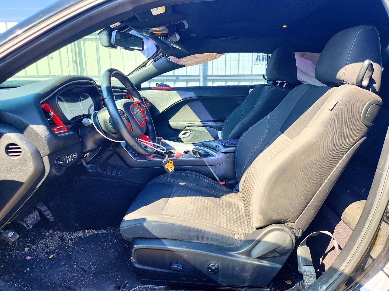 2017 Dodge Challenger Sxt - zdjęcie 7