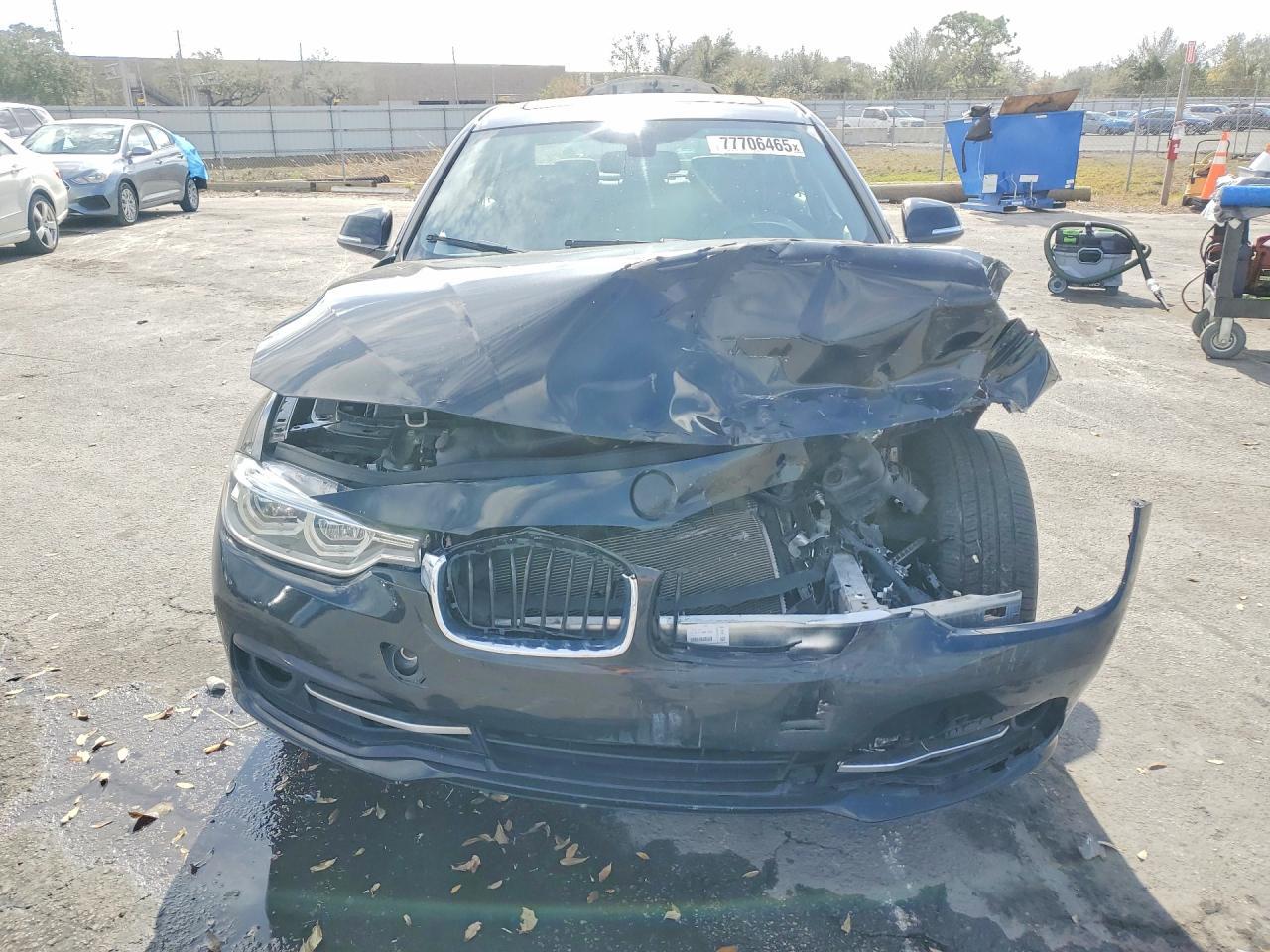2018 BMW 330 I - zdjęcie 5