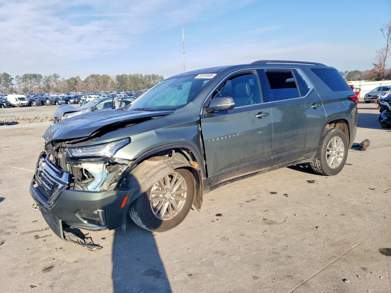 2022 Chevrolet Traverse Lt - zdjęcie główne