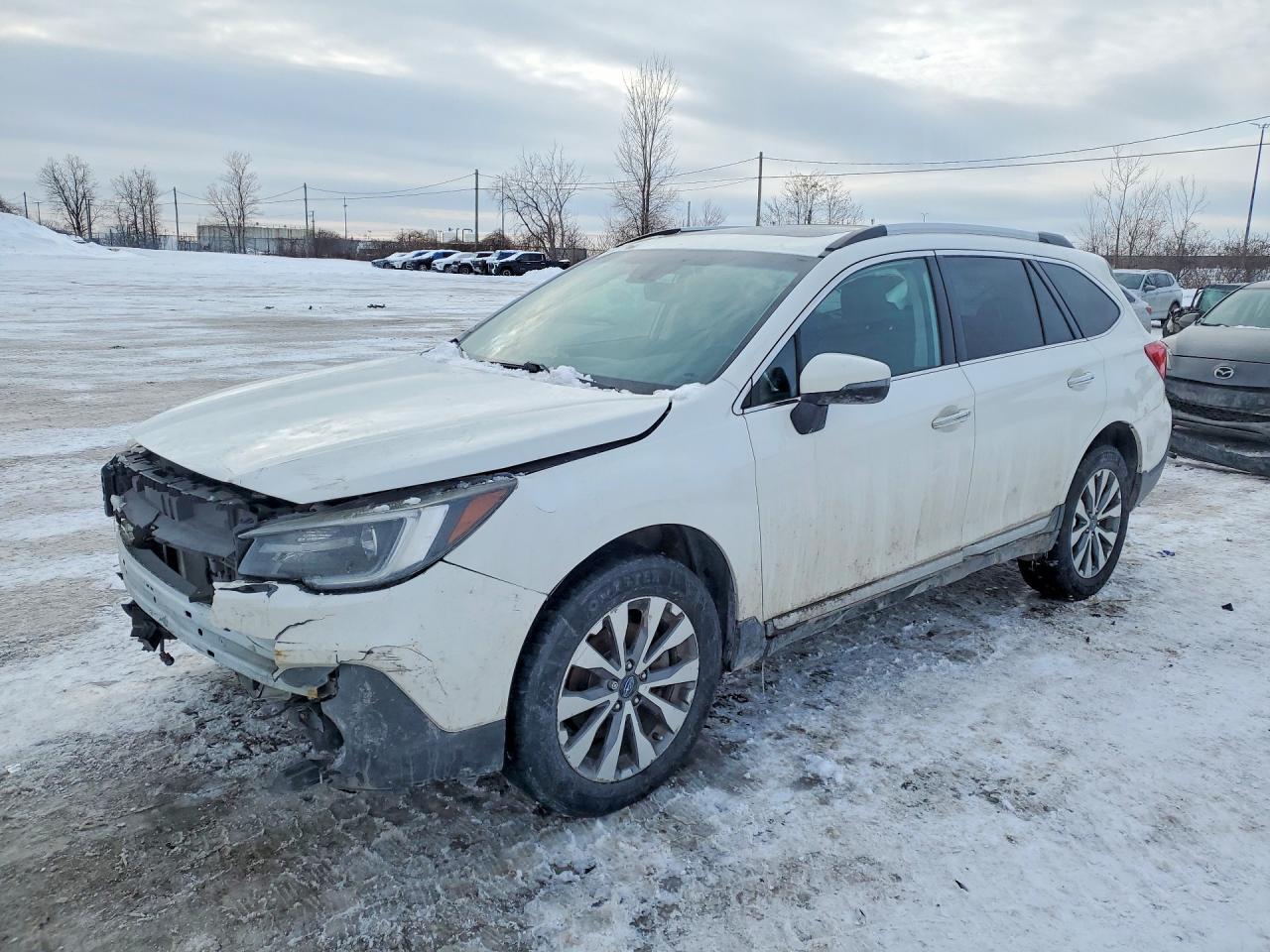 2019 Subaru Outback Touring - zdjęcie główne