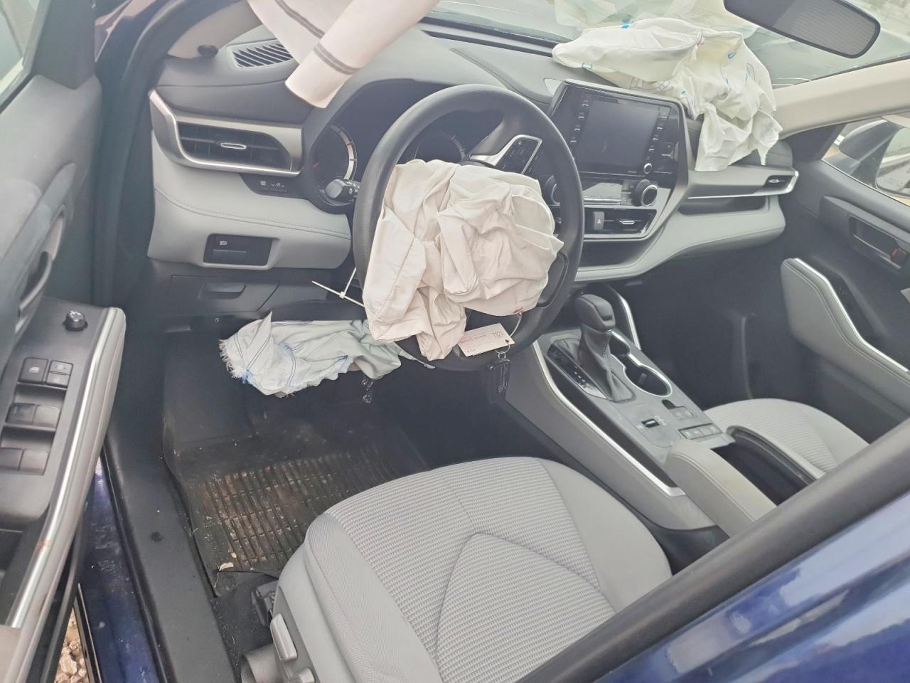 2022 Toyota Highlander L - zdjęcie 8