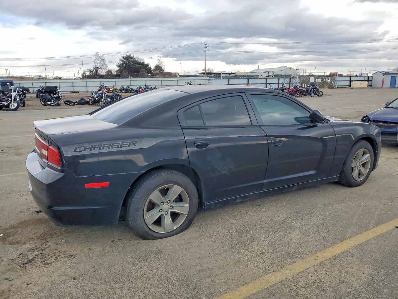 2014 Dodge Charger Se - zdjęcie 3