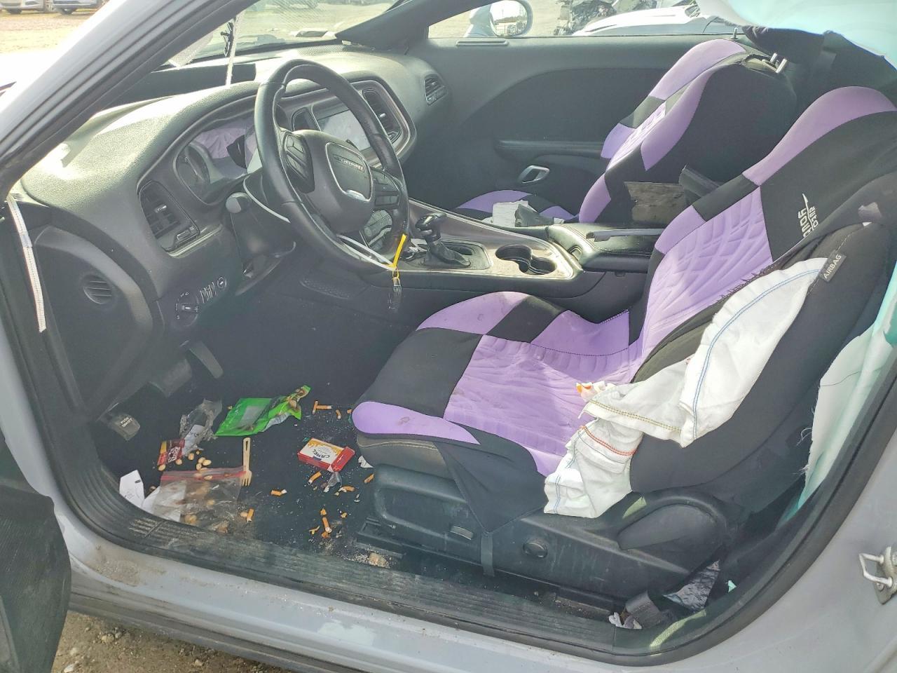 2022 Dodge Challenger R - zdjęcie 7