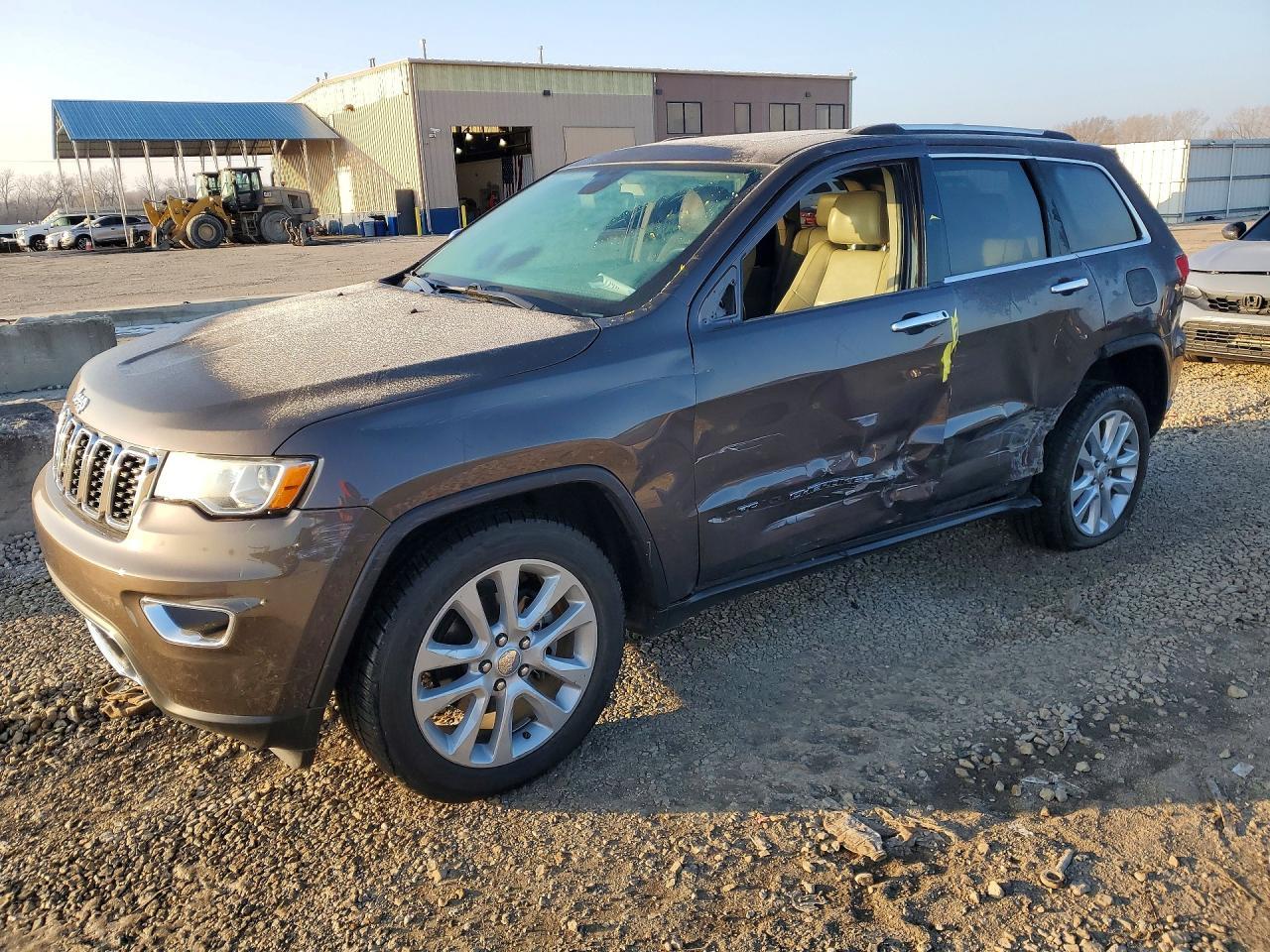 2017 Jeep Grand Cherokee Limited - zdjęcie główne