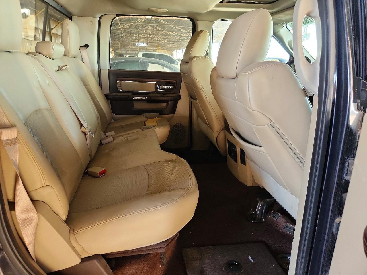 2015 Ram 1500 Laramie - zdjęcie 10
