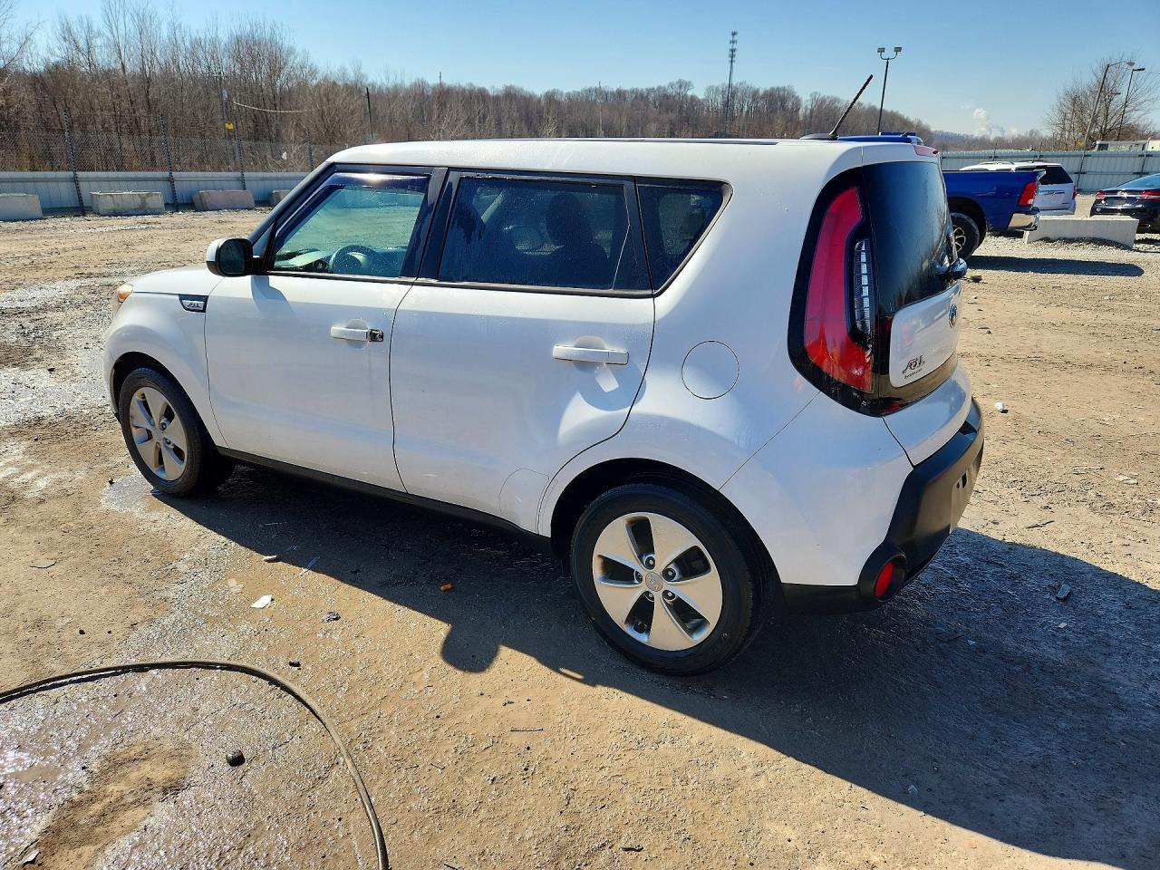 2016 Kia Soul Base - zdjęcie 2