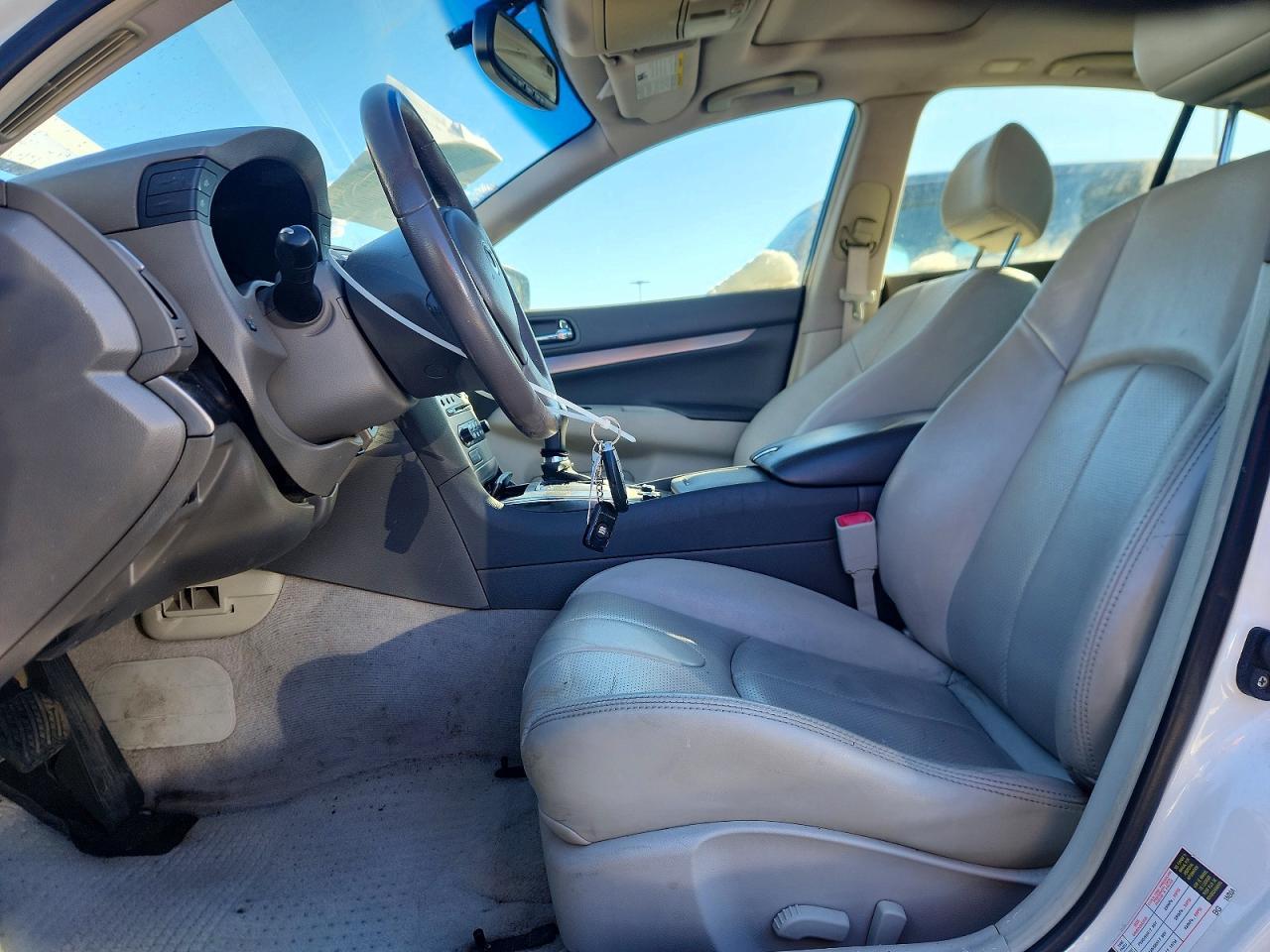 2015 Infiniti Q40 - zdjęcie 7