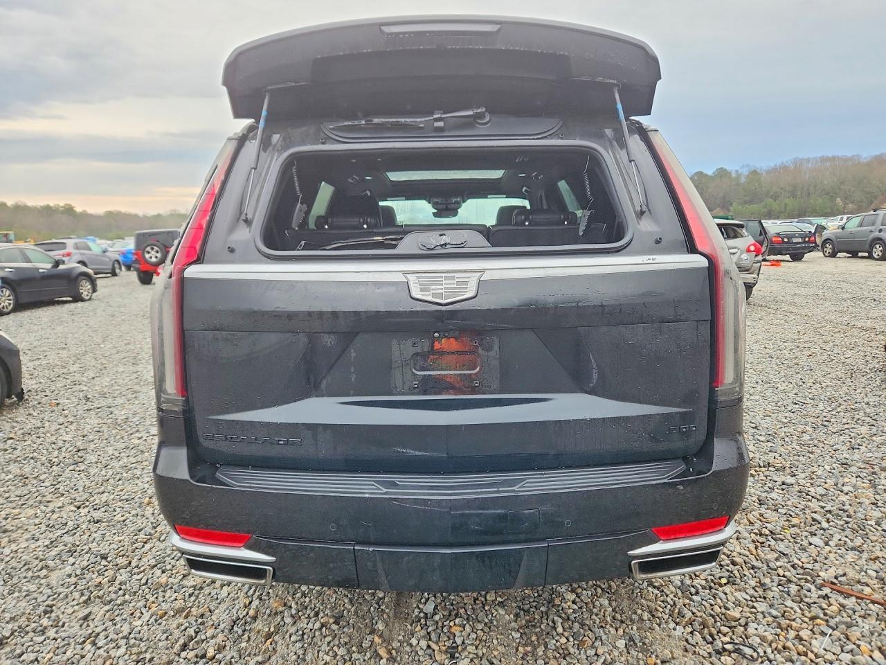 2021 Cadillac Escalade Premium Luxury - zdjęcie 6