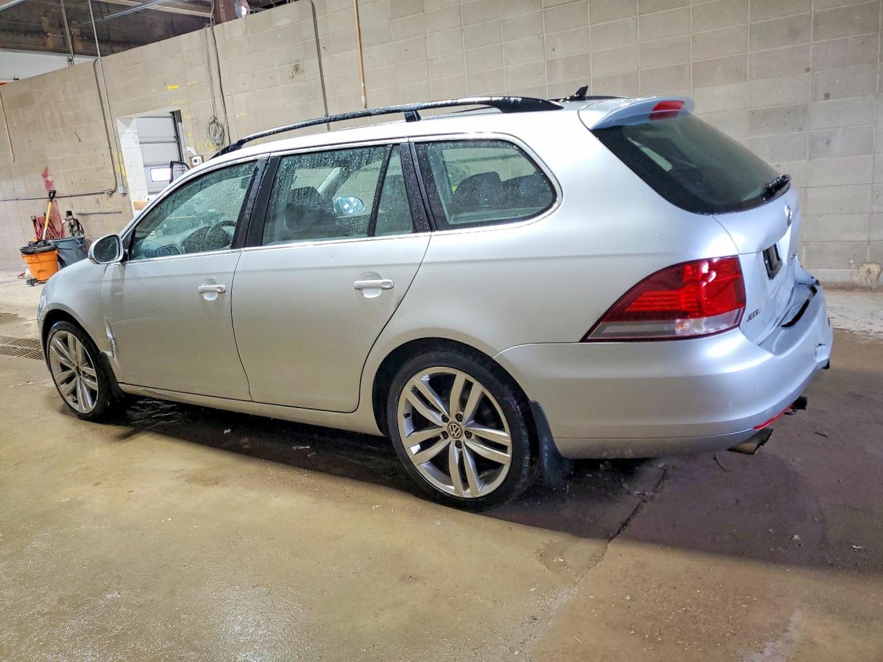 2014 Volkswagen Jetta S - zdjęcie 2