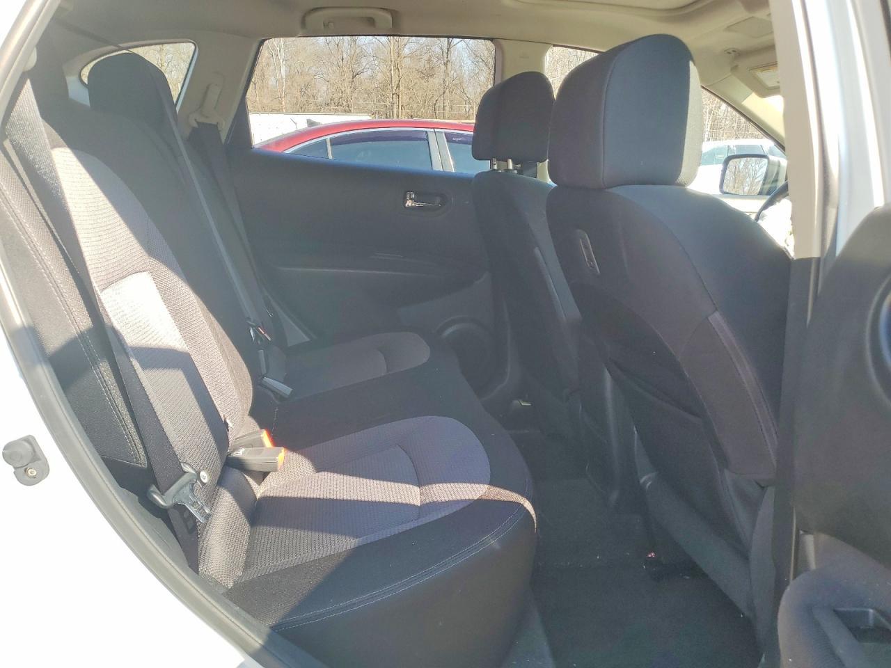 2013 Nissan Rogue S - zdjęcie 10