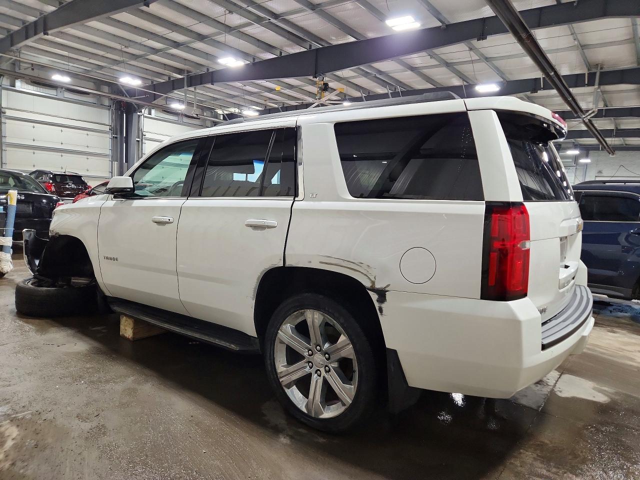 2019 Chevrolet Tahoe K1500 Lt - zdjęcie 2