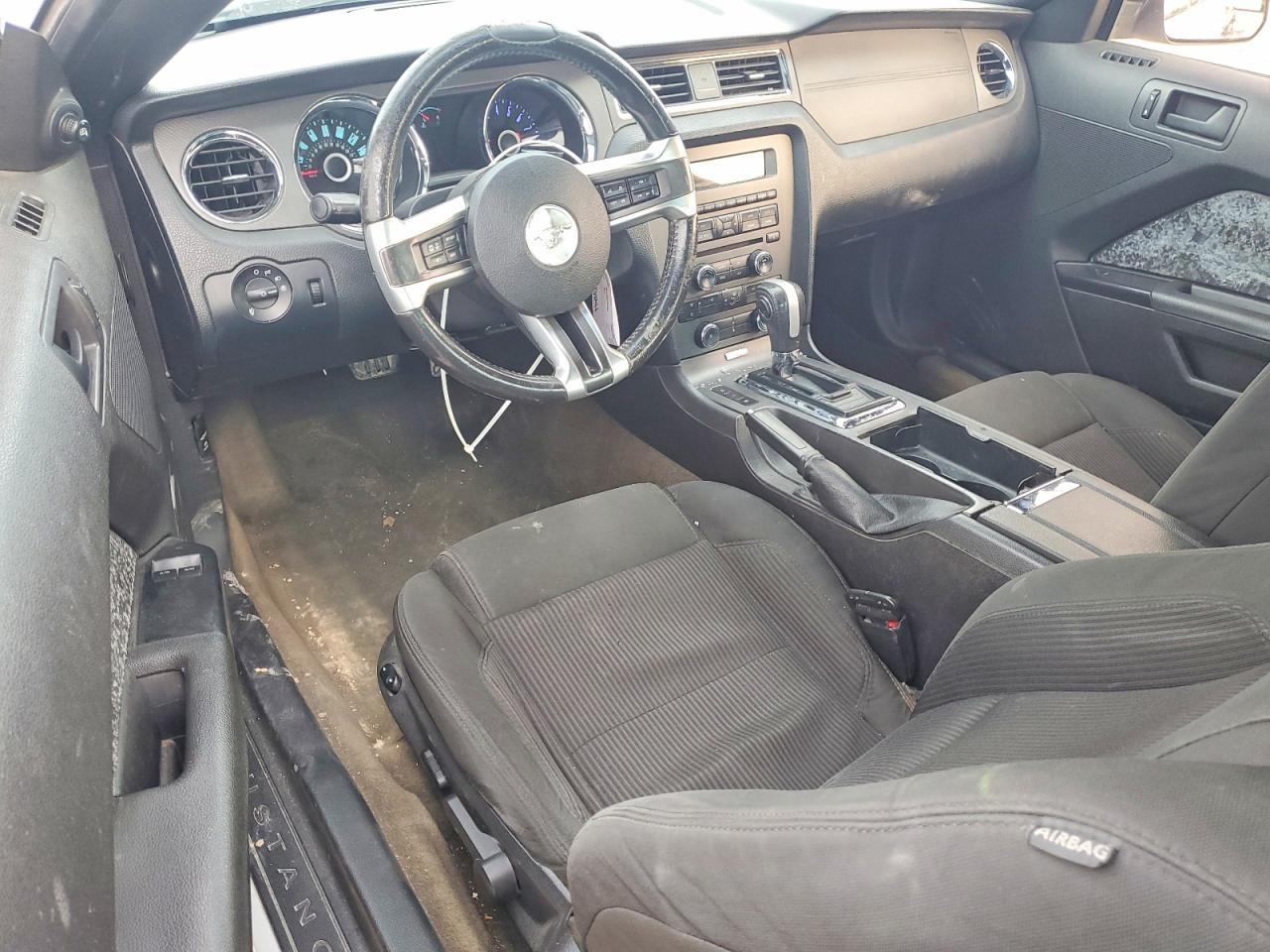 2014 Ford Mustang - zdjęcie 8