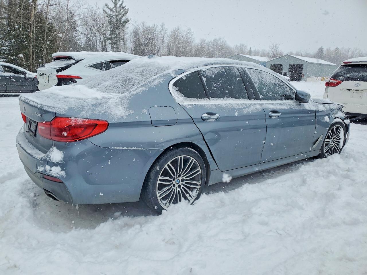 2017 BMW 530 Xi - zdjęcie 3