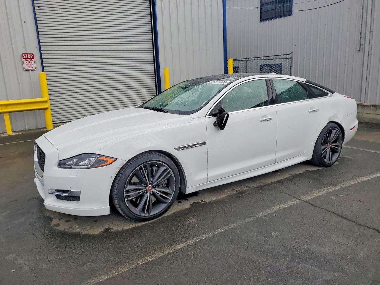 2019 Jaguar Xj Supercharged - zdjęcie główne