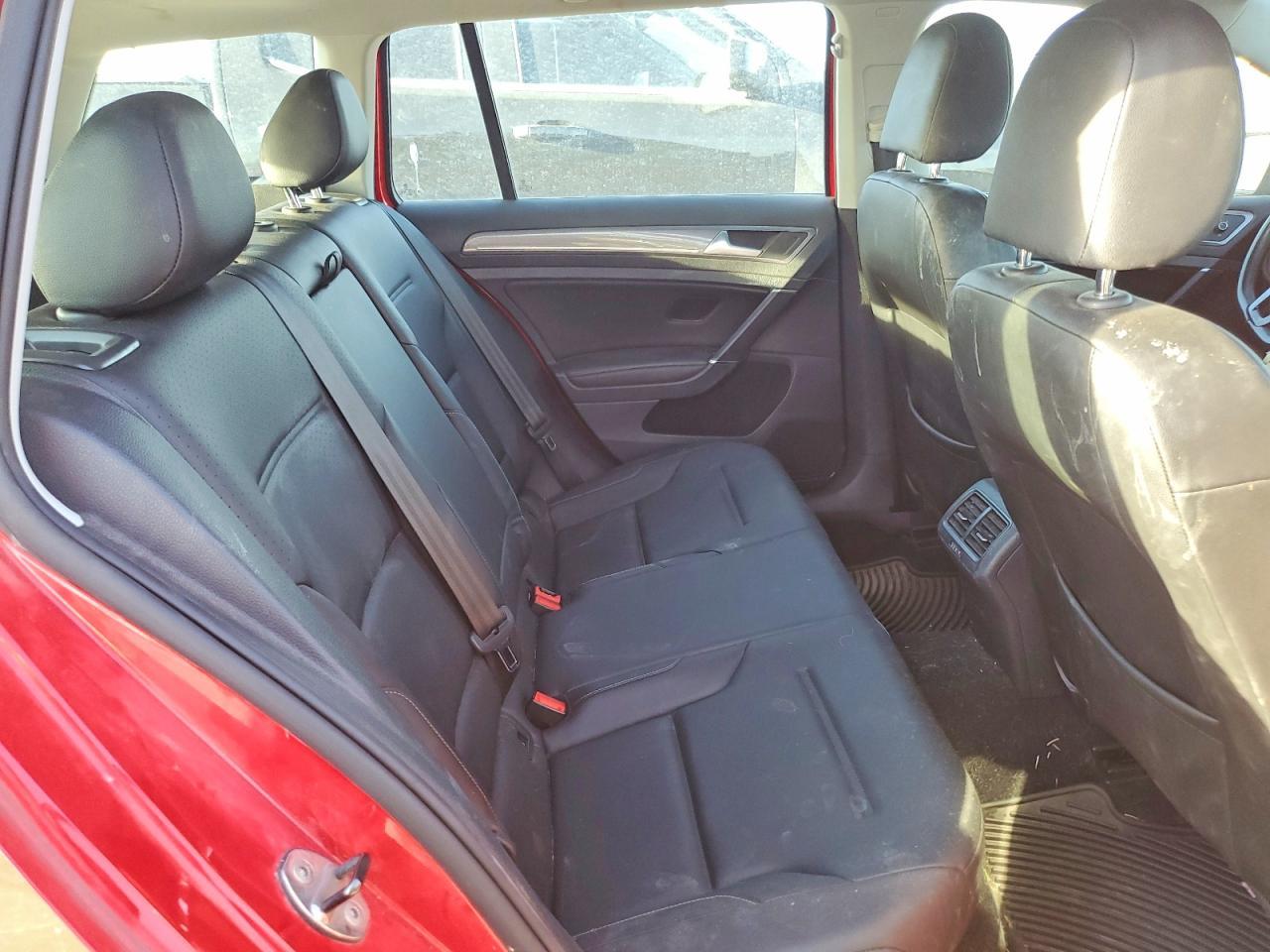 2017 Volkswagen Golf Alltrack S - zdjęcie 10