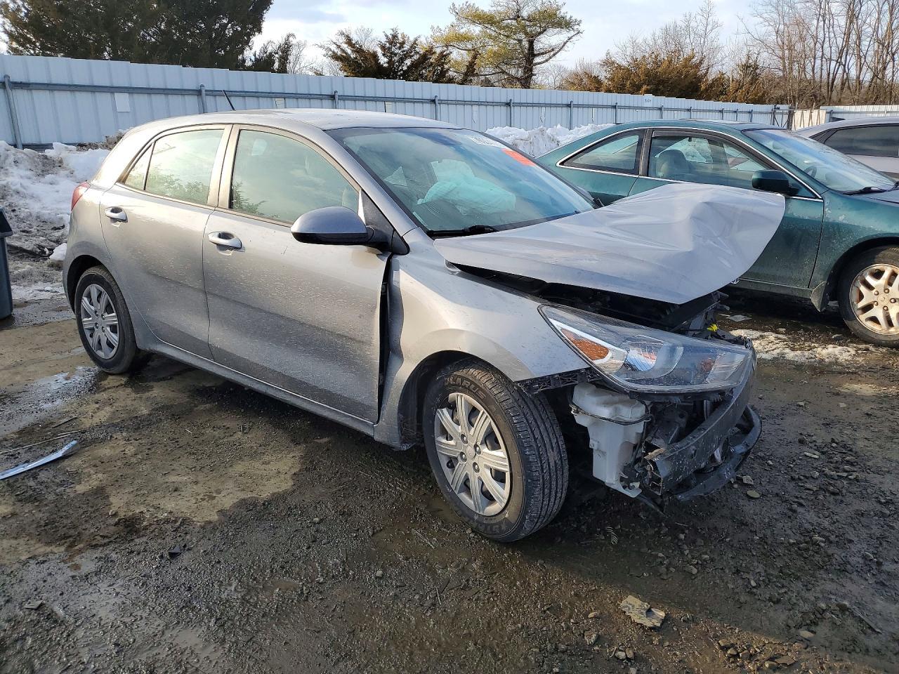 2022 Kia Rio 5-Door S - zdjęcie 4