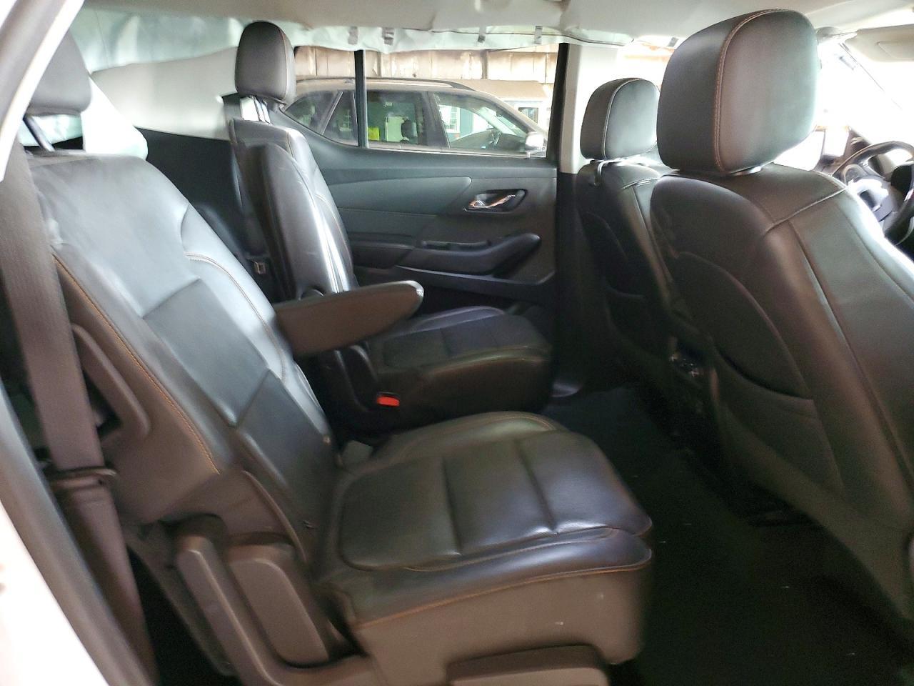 2021 Chevrolet Traverse Premier - zdjęcie 10