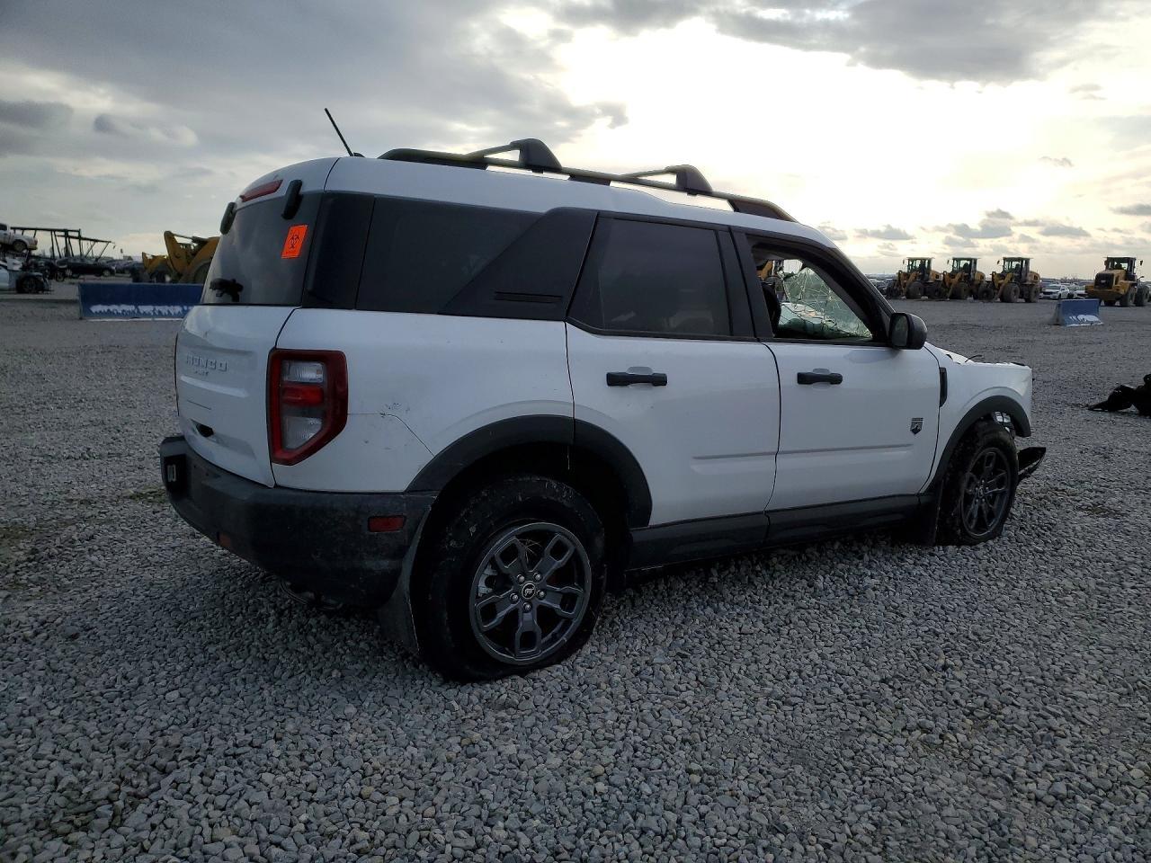 2024 Ford Bronco Sport Big Bend - zdjęcie 3