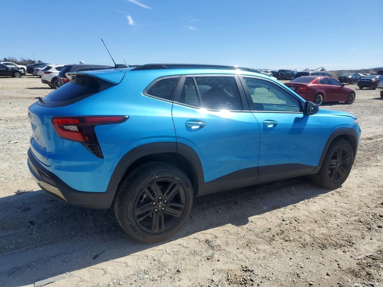 2025 Chevrolet Trax Activ - zdjęcie 3