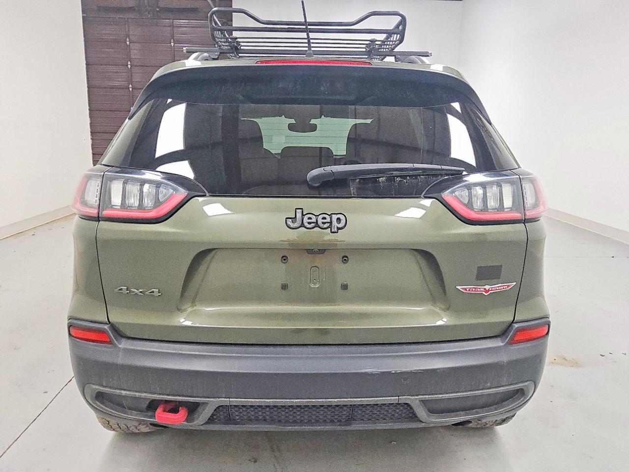 2019 Jeep Cherokee Trailhawk - zdjęcie 6