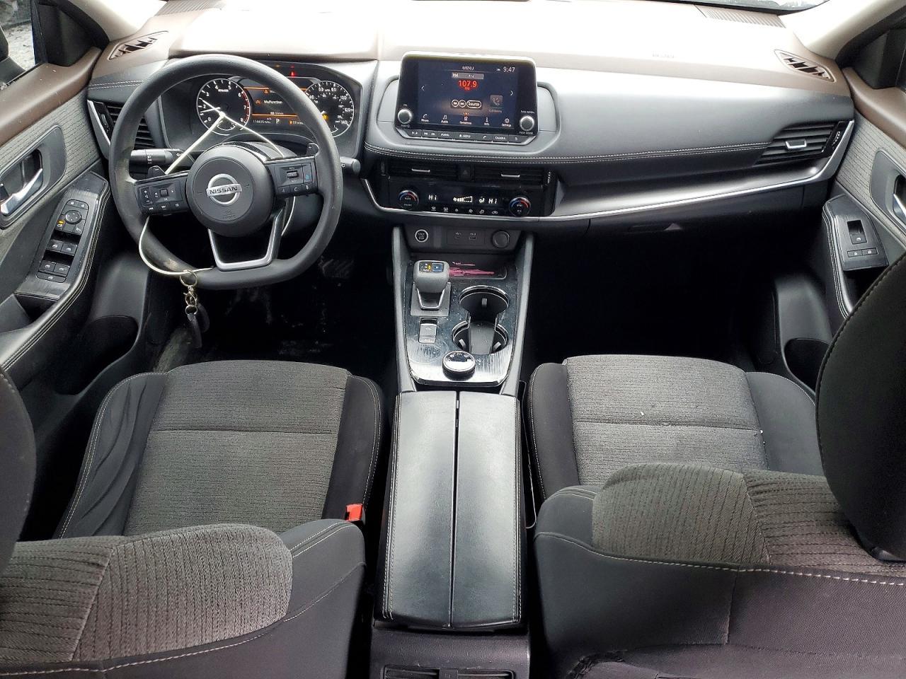 2021 Nissan Rogue Sv - zdjęcie 8