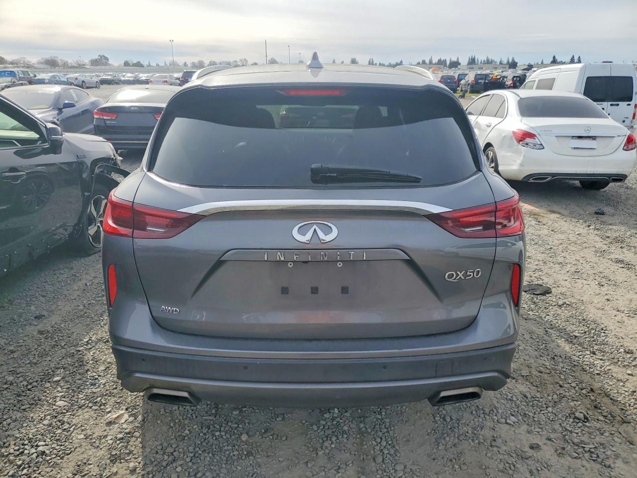 2022 Infiniti Qx50 Luxe - zdjęcie 6