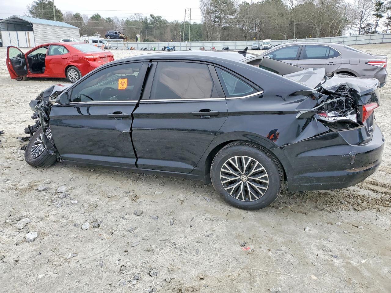 2021 Volkswagen Jetta S - zdjęcie 2