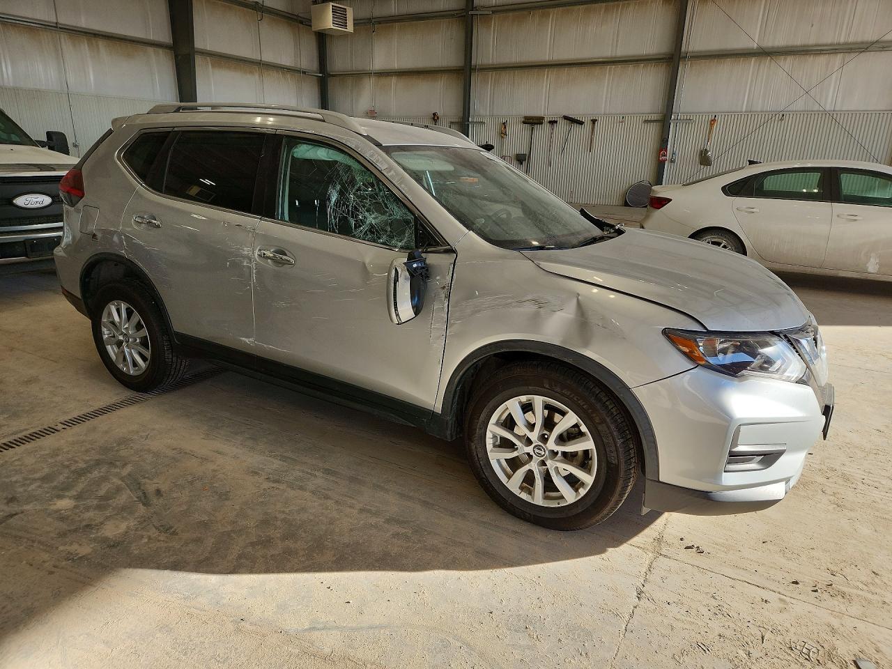 2020 Nissan Rogue Sv - zdjęcie 4