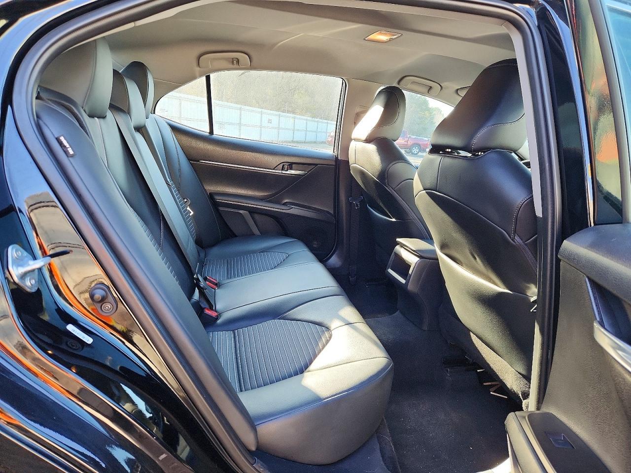 2023 Toyota Camry Se - zdjęcie 10