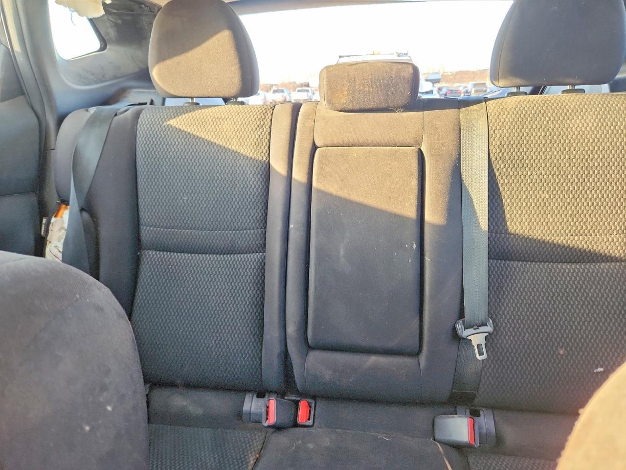 2021 Nissan Rogue Sport S - zdjęcie 10