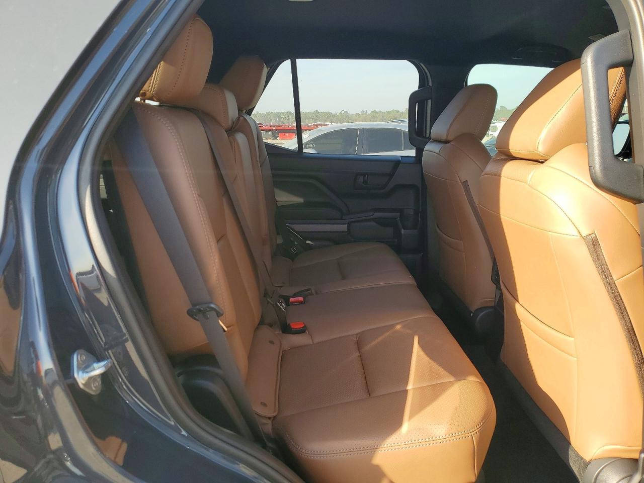 2025 Toyota 4Runner Sr5 - zdjęcie 11