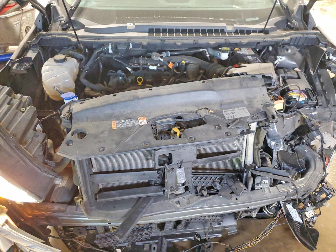 2021 Ford Edge Titanium - zdjęcie 12