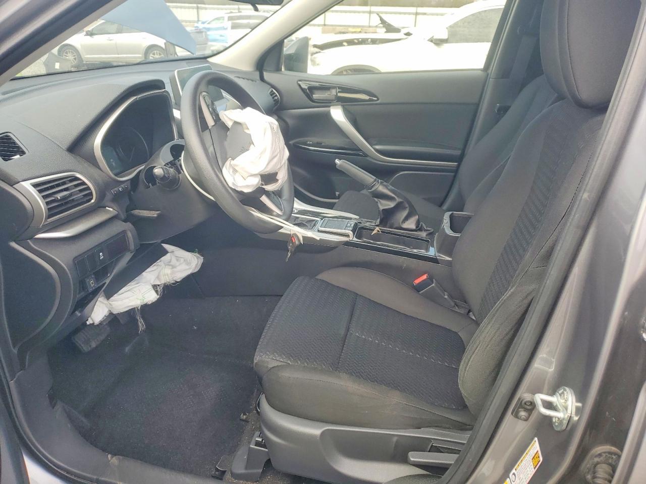 2019 Mitsubishi Eclipse Cross Le - zdjęcie 7