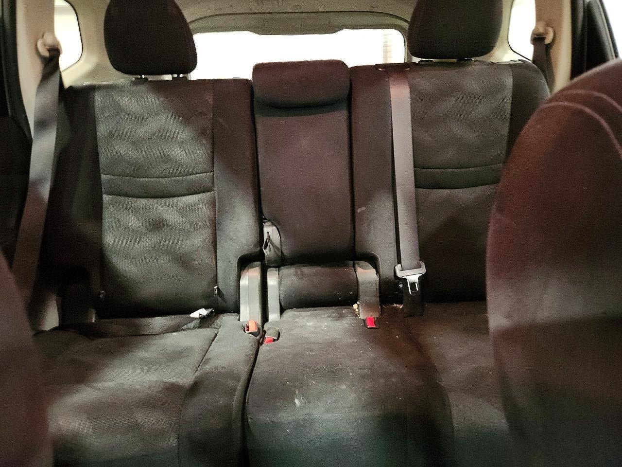 2016 Nissan Rogue S - zdjęcie 10