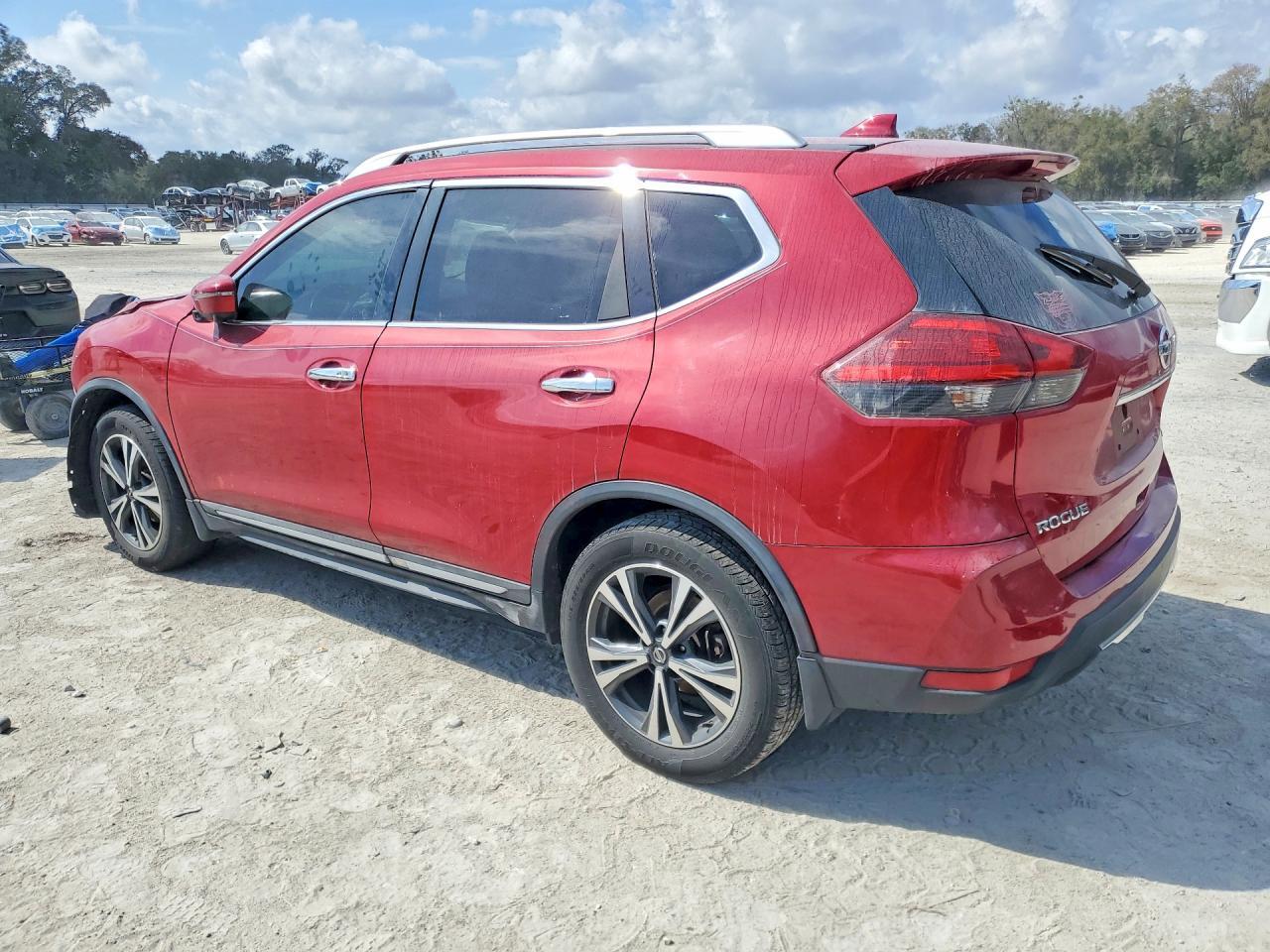 2017 Nissan Rogue Sl - zdjęcie 2