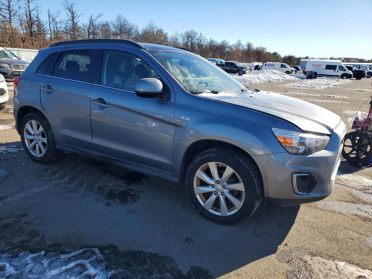 2013 Mitsubishi Outlander Sport Se - zdjęcie 4
