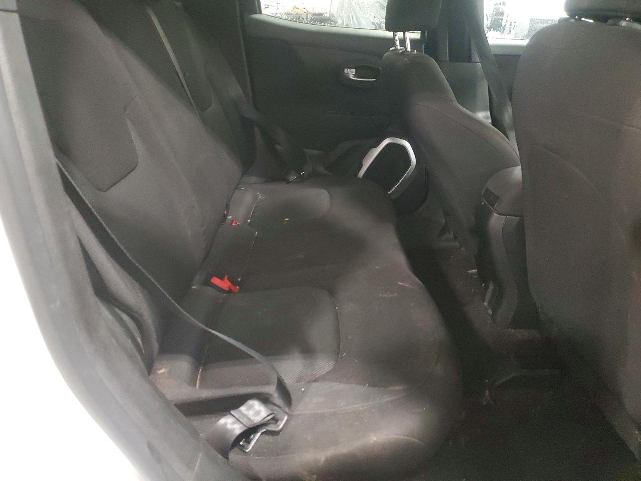 2018 Jeep Renegade Sport - zdjęcie 11